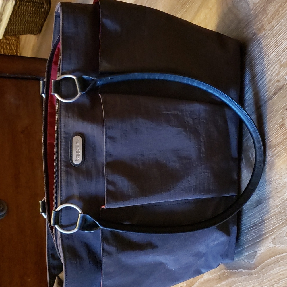 Baggallini tote bag